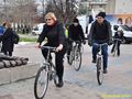 Холандски дипломат рискува с колело в Русе