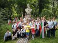 Йовковци рецитираха стихове на Ботев пред паметника на поета в Букурещ