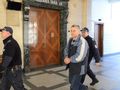 Пиян тираджия чака в ареста присъда за подхвърлени 200 евро на полицаи