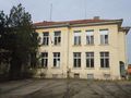 „Автомагистрали Черно море“ обещава да върне продаденото училище на Бъзън