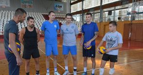 „Дунав“ с 40-годишния Стойков и 16-годишния Добрев спечелиха турнира в Пловдив