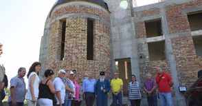 Общинско дарение подпомага строежа на новия православен храм в Бяла
