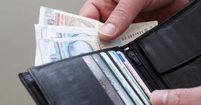 Средната заплата в Русенско намаля до 841 лева месечно