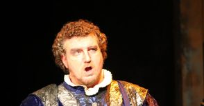 Венцеслав Анастасов пее в Болшой театър