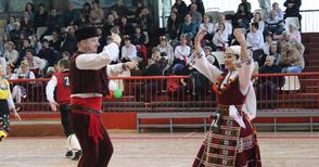 Над 1000 танцьори показаха майсторство  в стъпките на „Русчуклийска среща“ 