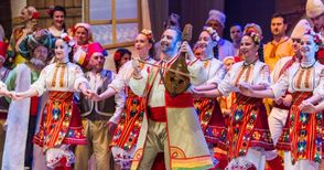 Мощен оперен десант правят  русенци на „Раковска“ в София