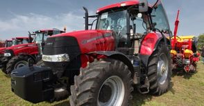 С още 15 нови трактора и комбайни  се обзаведоха русенските фермери