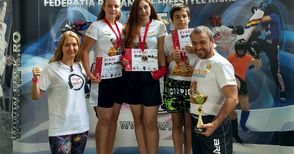 Три румънски медала за кикбокса в „Хелиос“