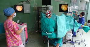 Нов апарат в болница „Канев“ разбива с щадящ лазер камъни в бъбреците