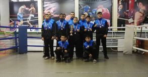 Младите боксьори на „Русе“ държавни вицешампиони