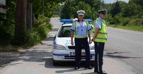 Румънски полицаи спират сънародници край Русе