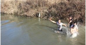 Смелчаци ще се хвърлят за кръста в река Черни Лом край Острица