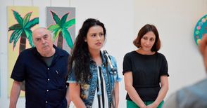 Моника Тошева показва своите „Моменти“ в галерията