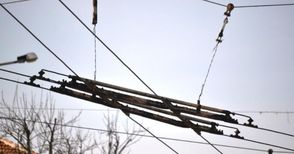 Крадци разкачиха 250 метра  жици от тролейбусната мрежа