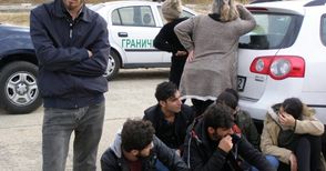 26 иракчани и сирийци натъпкани  на 4 квадрата в румънски камион