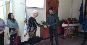 Деветокласникът Стефан Димитров е 16-ият  носител на стипендията „Антон Петров“