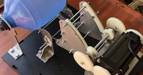 Университетът печата на 3D принтер компоненти за обдишващи апарати