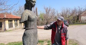 Ясен Янков спаси захвърлена скулптура на автора на паметника на Баба Тонка