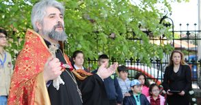 Отец Дирайр Хадавян: Ще почетем жертвите след неделната света литургия