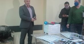Полицията помага на медиците на първа линия с дарителска инициатива
