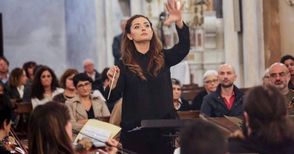 Новата диригентка в операта Вилиана Вълчева дирижира симфоничен концерт в петък