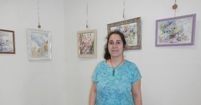С цветни настроения зарежда изложбата на Наталия Каро