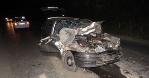 Рязаха кола, за да спасят шофьора след удар в тежка машина с пиян водач