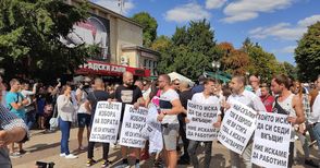 Ресторантьори поискаха свобода за бизнеса на протестно шествие