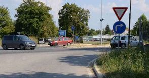 Два нови „бисера“ объркват  шофьори по улиците на Русе