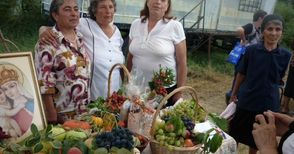 С мед и вино празнува край  Стълпище община Иваново