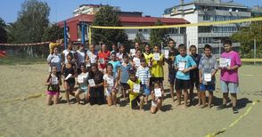Цанко Цанков награди талантите на детски турнир по плажен волей