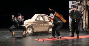 Теди Москов поставя „Още по-редки тъпанари“ в русенския театър