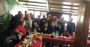 Дунавски футболни ветерани на купон със спомени за вицешампионска титла