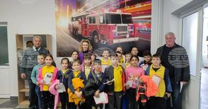 Ученици, част от програмата „Детско полицейско управление“, посетиха Районна служба „Пожарна безопасност и защита на населението“ – гр. Севлиево