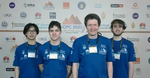 Русенският студент в Оксфорд Виктор Кожухаров донесе на университета първо олимпийско злато в програмирането