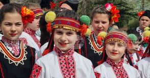 На Лазаровден в Ловеч се открива традиционният Национален събор на народното творчество „Цветница 2024“