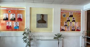 Спортното училище с алея на отличниците