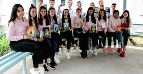 Световният ден на книгата в Гимназията по туризъм: Четенето е живо и продължава да вдъхновява - и класически, и онлайн