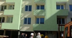 100 апартамента на Патриков описани заради дълг на Блъсков