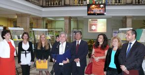 Библиотеката на Народното събрание за първи път излезе от София, за да гостува в Русе