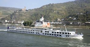 17 000 гости в плаващите хотели на „Дунав турс“