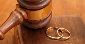 Съпруг поиска развод заради евангелска промяна у жена си