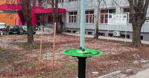 „Ас-Строй“ дари на болница „Канев“ нов компактен модел докинг станция