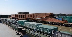650-тонен трансформатор вози БРП с катамаран от Констанца за Сърбия