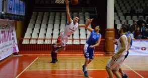 Баскетболистите на „Дунав“ развенчаха лидера в „А“ група