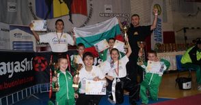 Кикбоксьори и каратисти на „Хелиос“ с 16 медала в Букурещ