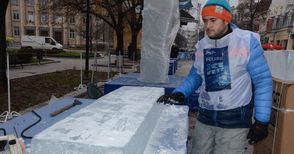 Ледени пристанищни кранове отнесоха специалната награда на Русе Айс Фест