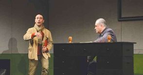 Русе аплодира първата българска премиера на японски драматург