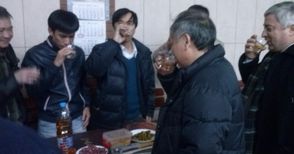 Виетнамци попиха русенски опит за варене на ракия