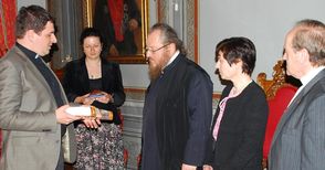 Гости от Германия посрещна  Русенският митрополит Наум